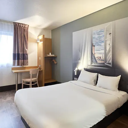 Hotel Paris Le Bourget