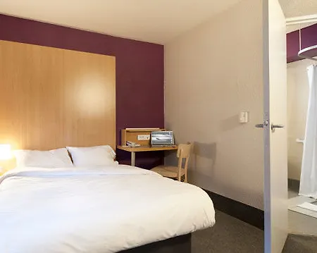 Paris Hotel