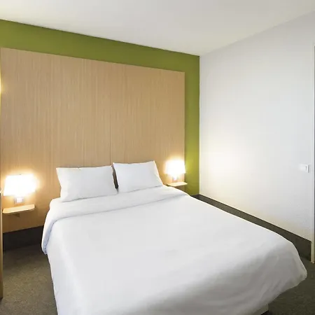 Hotel Paris Le Bourget