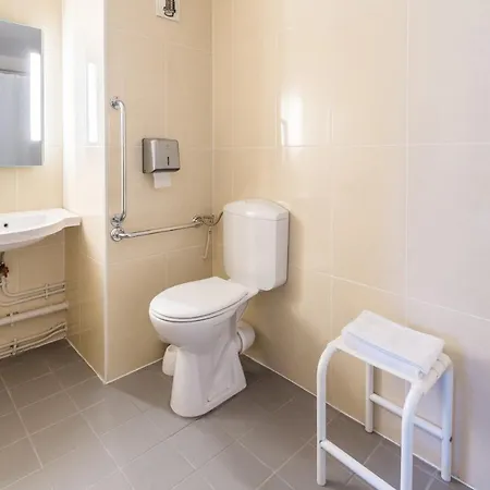 Hotel Paris Le Bourget