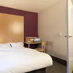 Paris فندق