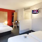 Paris 3*
