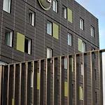 Paris فندق