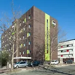 Paris فندق 3*