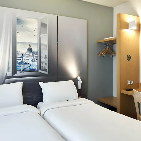 Paris 3*
