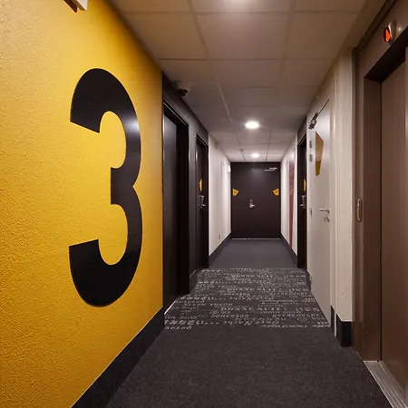 Hotel Paris Le Bourget