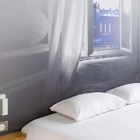 Hotel Paris 3*