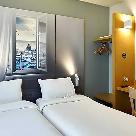 Paris 3*
