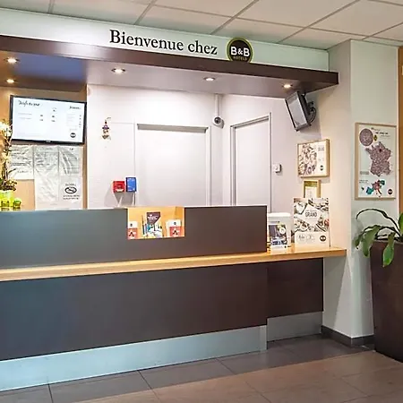 Paris Hotel 3*
