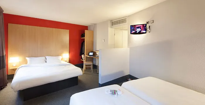 Paris 3*