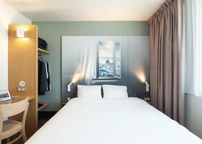 Paris 3*